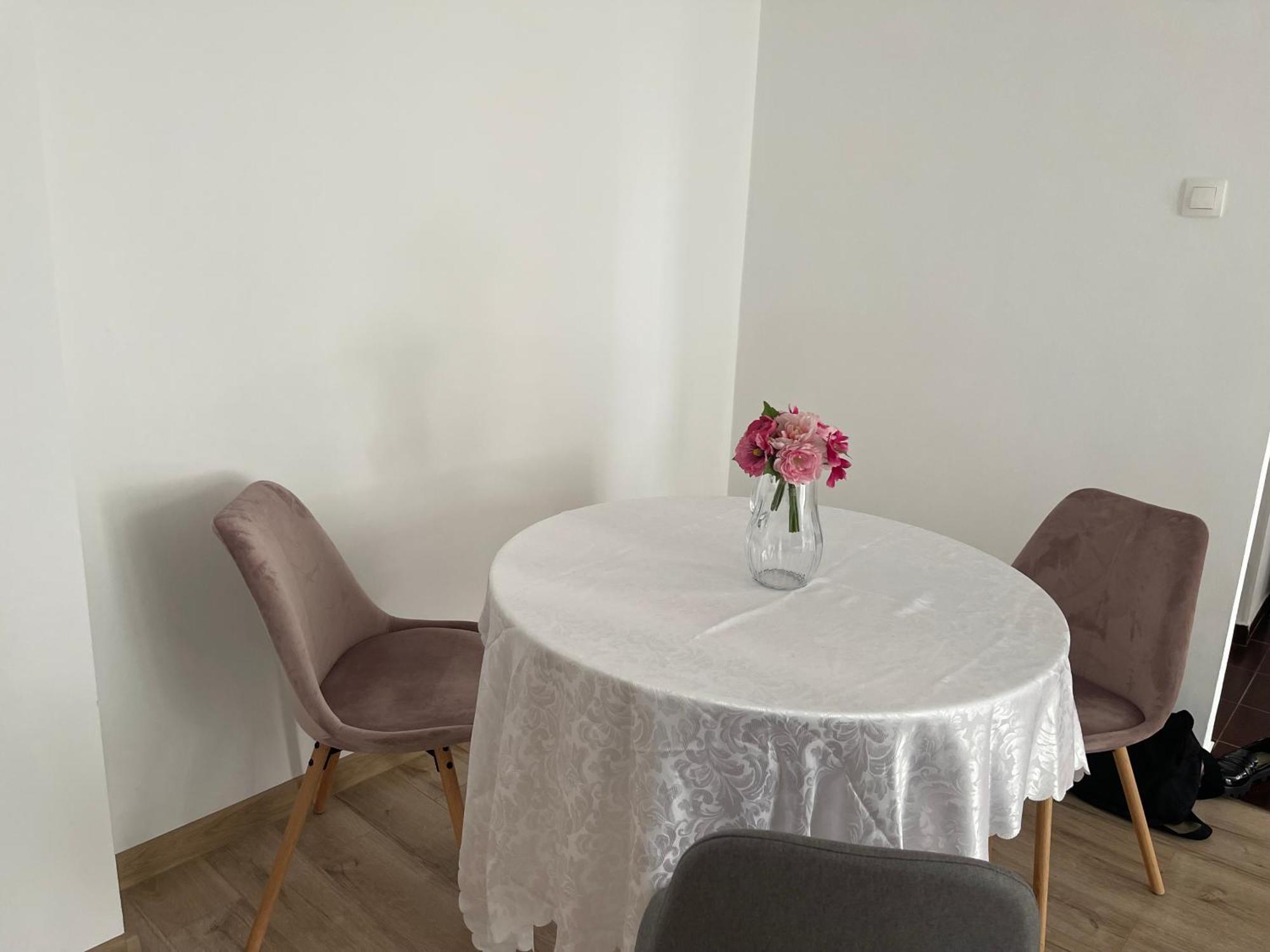 Cellini Apartman Bukarest Kültér fotó