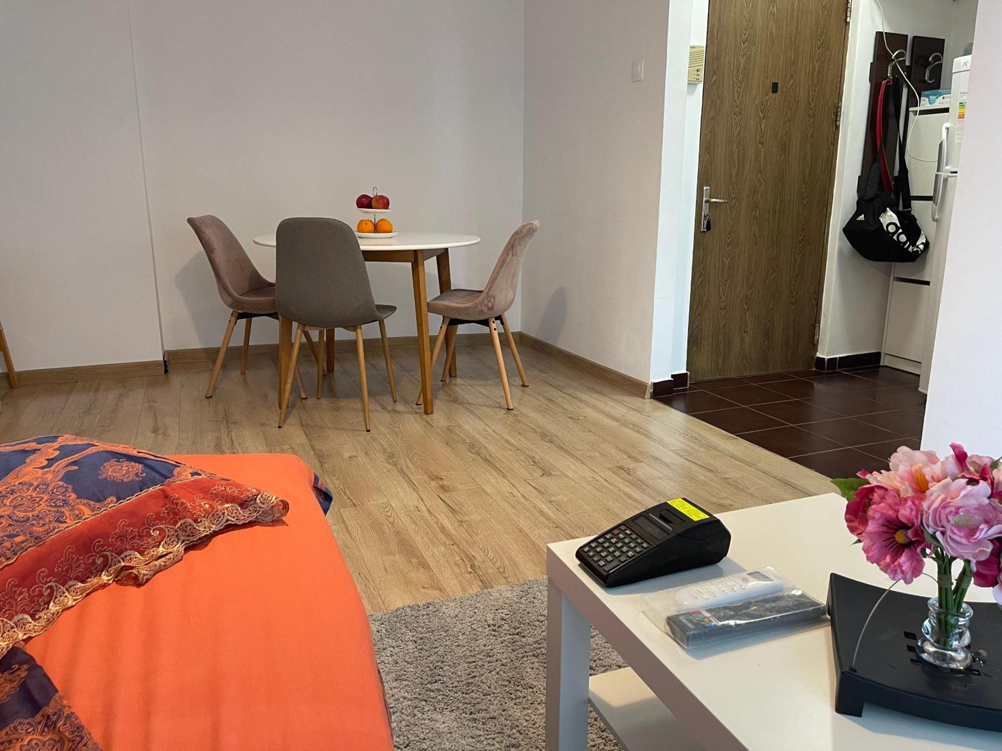 Cellini Apartman Bukarest Kültér fotó